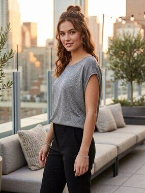 Guess Size S Sleeveless Top silver/ grey